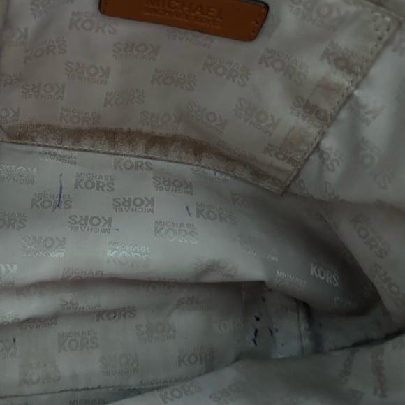 Michael Kors Purse - Picture 6 of 9